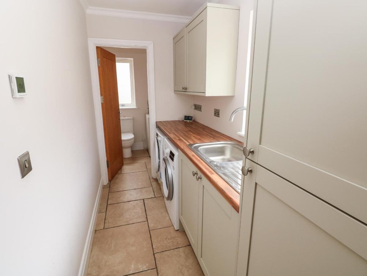 12 Malthall * Swansea