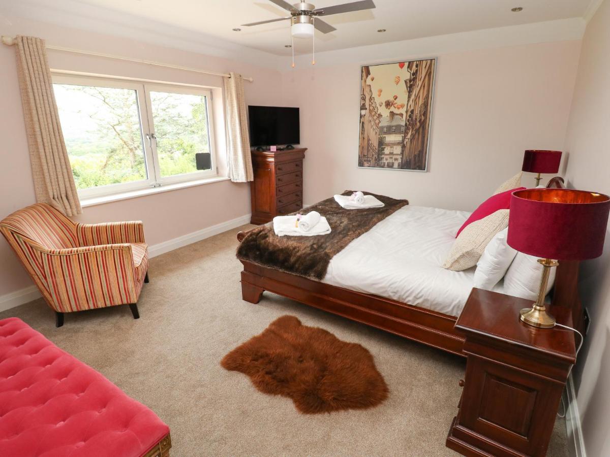 Holiday home 12 Malthall Swansea