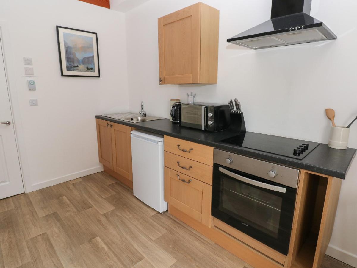 12 Malthall * Swansea