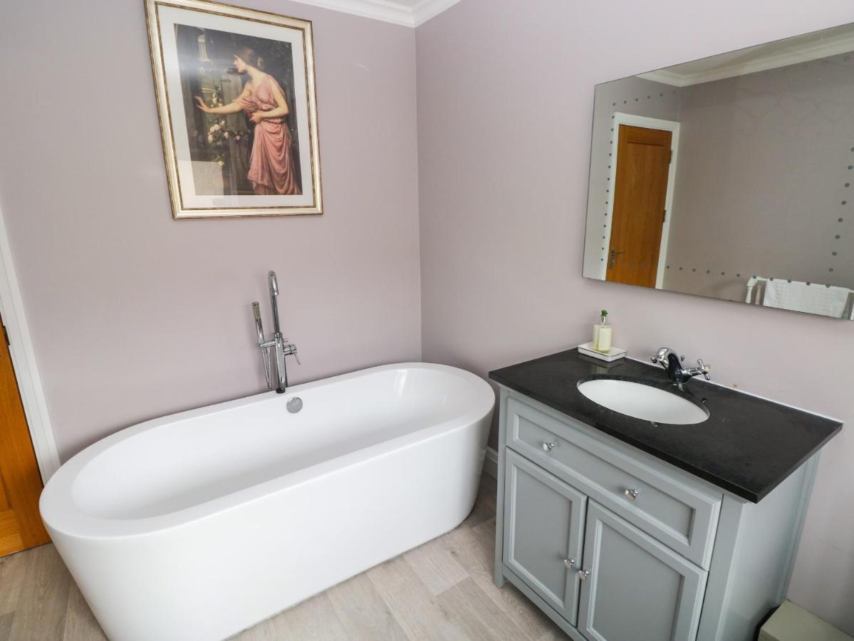 12 Malthall Swansea
