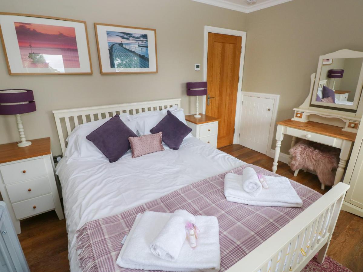 12 Malthall * Swansea